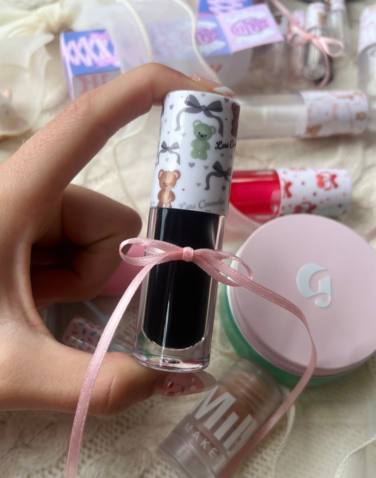 Pillow Soft Rose Lip Gloss - Vivienne
